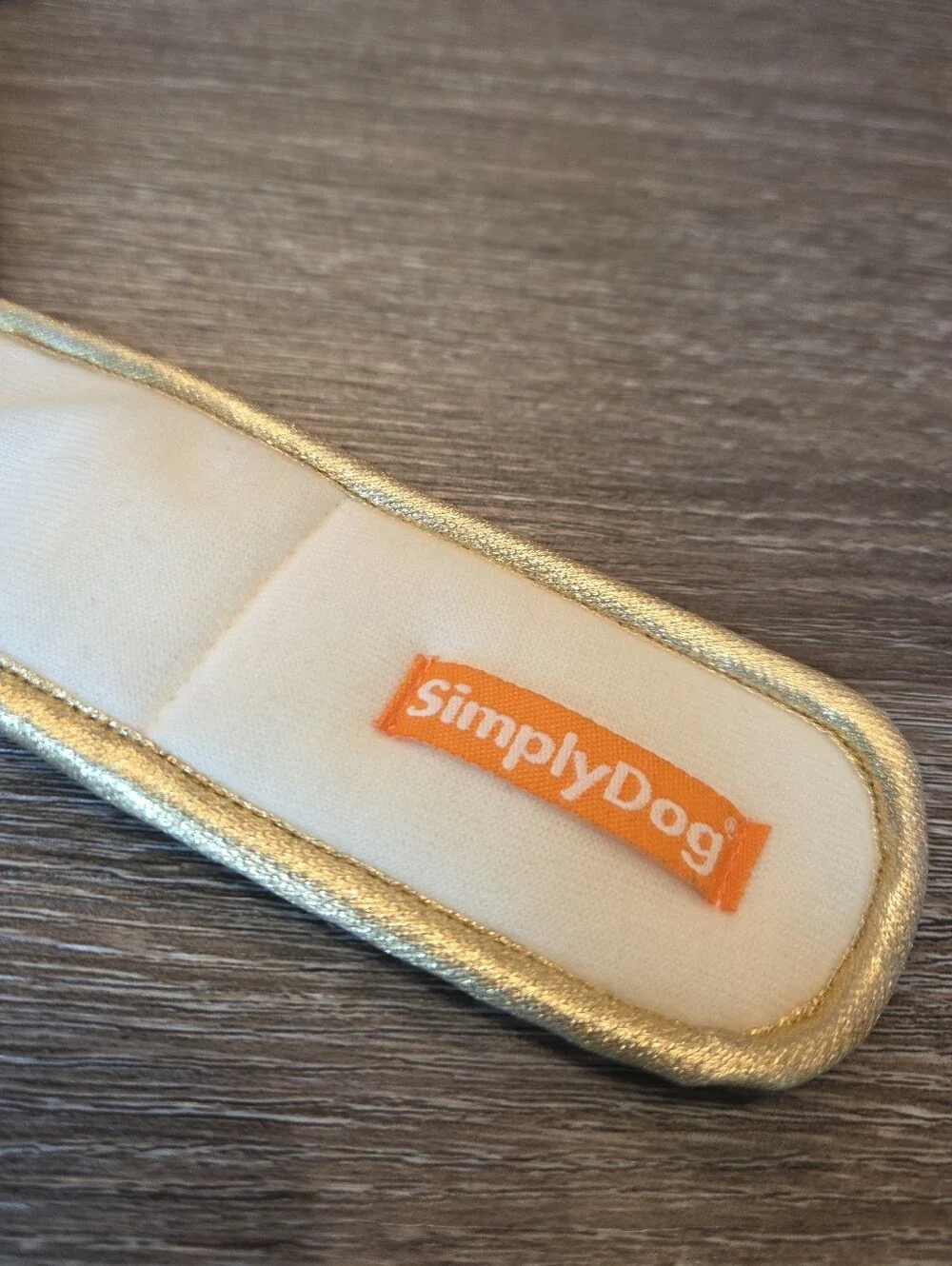 Simply Dog Harness Size M. 15-20 pounds girth 17